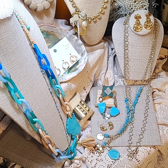17-Item Gold & Turquoise Jewelry lot: J.Crew, Stella & Dot, V.S, Chico's & more!